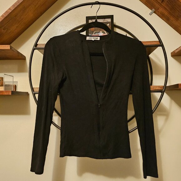 Joah Brown Invisible Zip Long Sleeve - Picture 5 of 6
